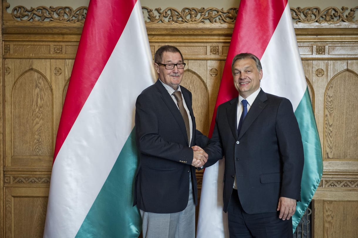 Orbán ismét keblére ölelte a kisgazdákat