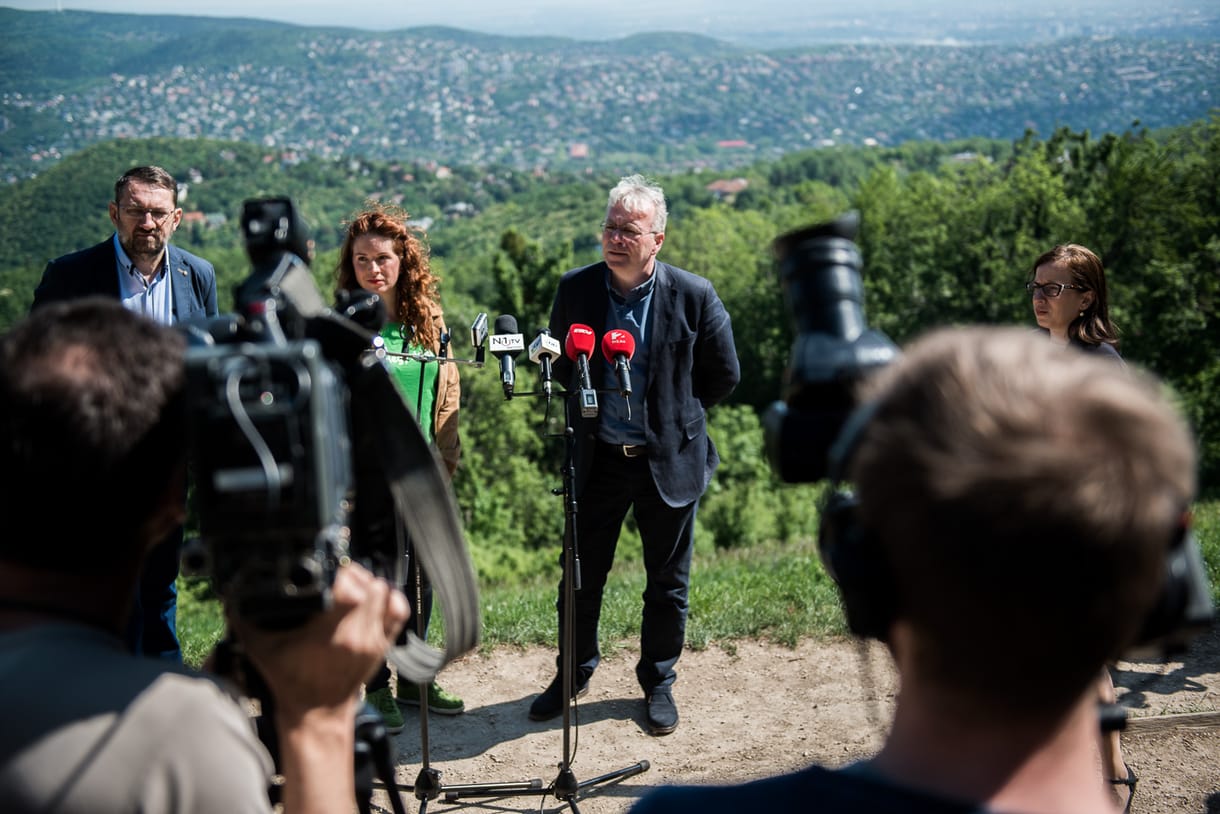 Színjáték vagy példaértékű kompromisszum? - Ma népszavaznak a Normafáról