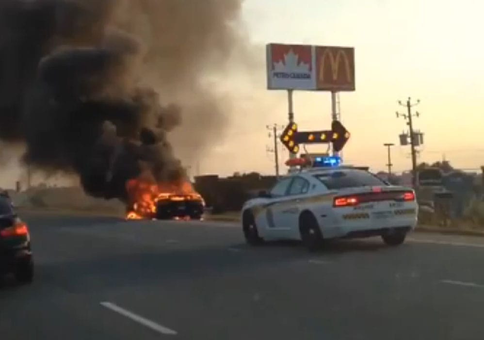 Legendás Lamborghini égett porig Montrealban - videó