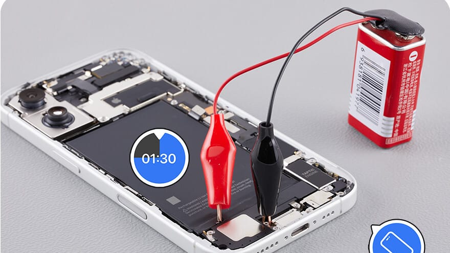 Nem vicc: egy 9 voltos elemre is szükség van az iPhone 16 akkumulátorának cseréjéhez