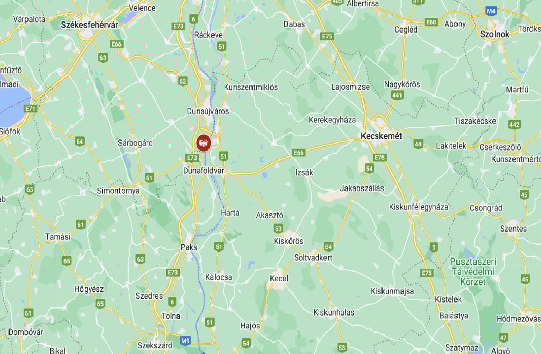 Baleset miatt egy sávon megy csak a forgalom a 6-os úton