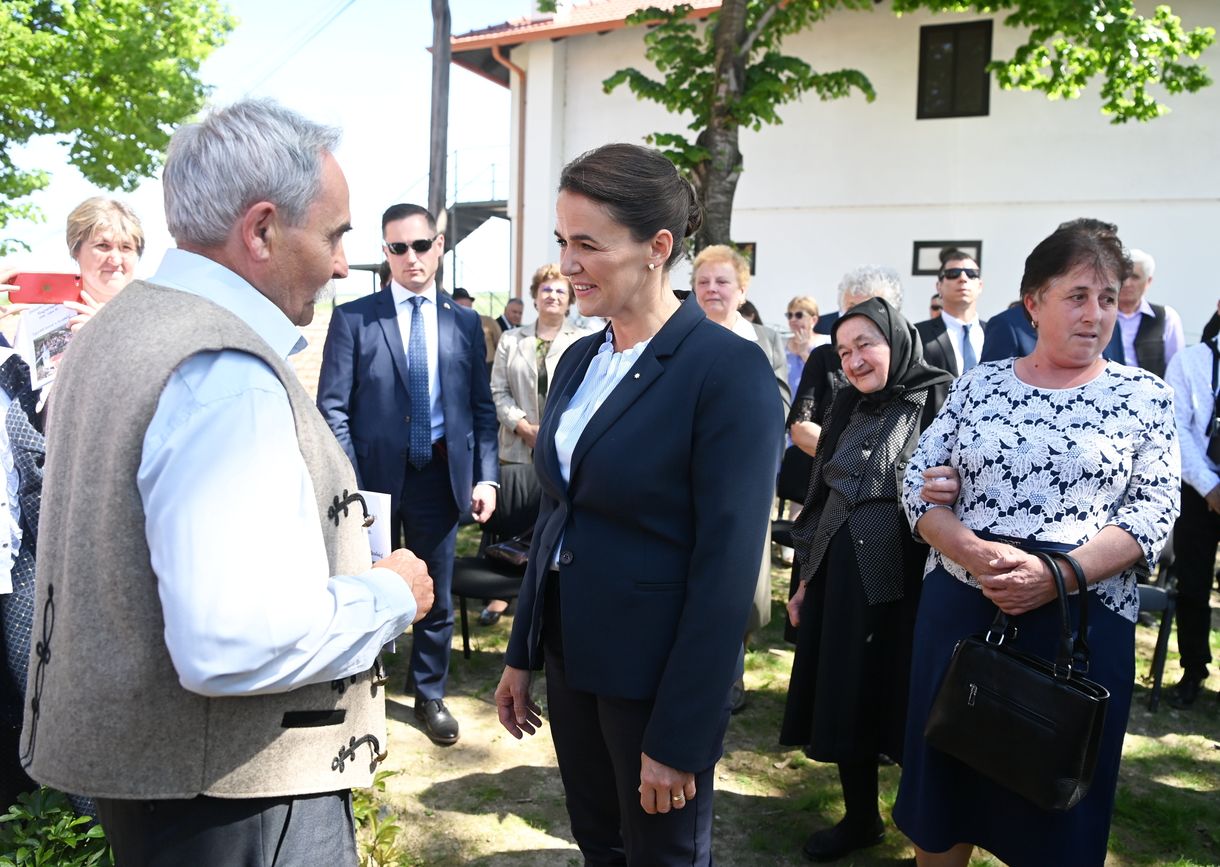 Novák Katalin Erdélyben: Nem véletlen, hogy háború idején először a templomokat rombolják le