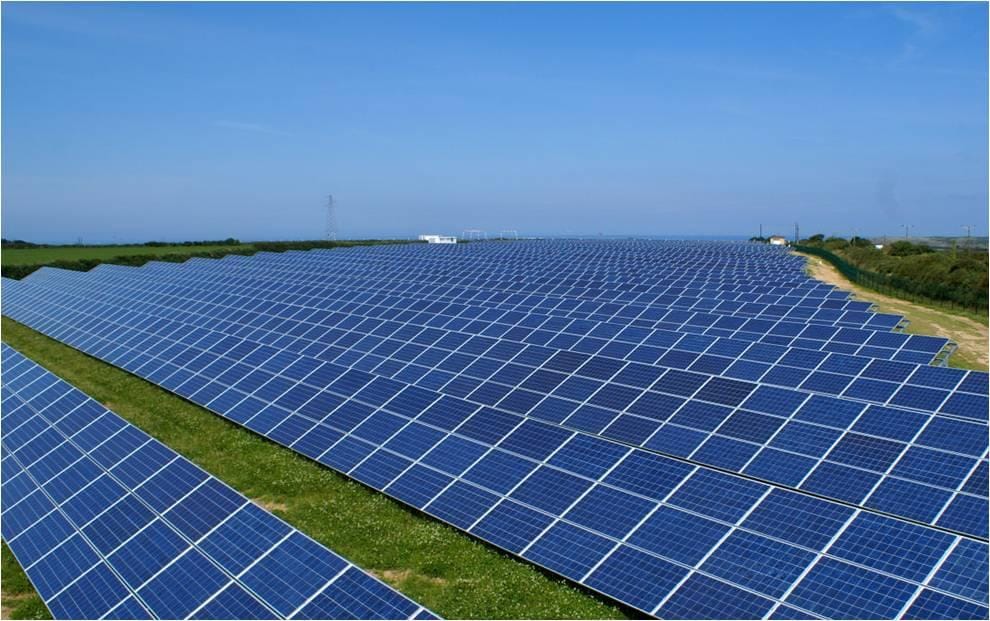 Brutális rekordot produkált a napenergia az Egyesült Királyságban