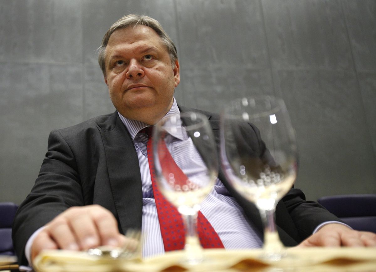 Egyre kevesebben látják elkerülhetőnek a görög csődöt