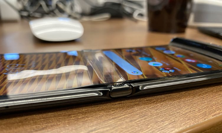 Valami hibádzik a Motorola Razrrel (is)?