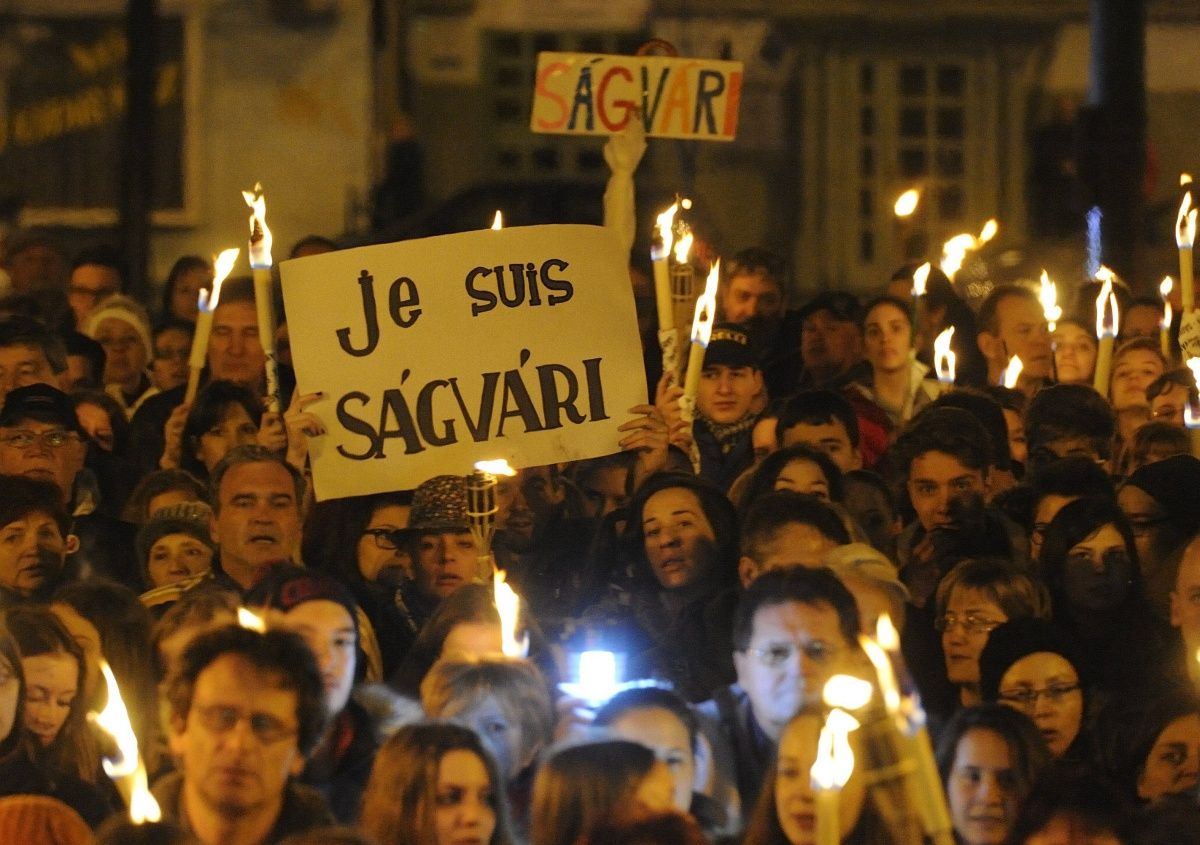 Eldőlt, hatvan év után átnevezik a Ságvári iskolákat Szegeden