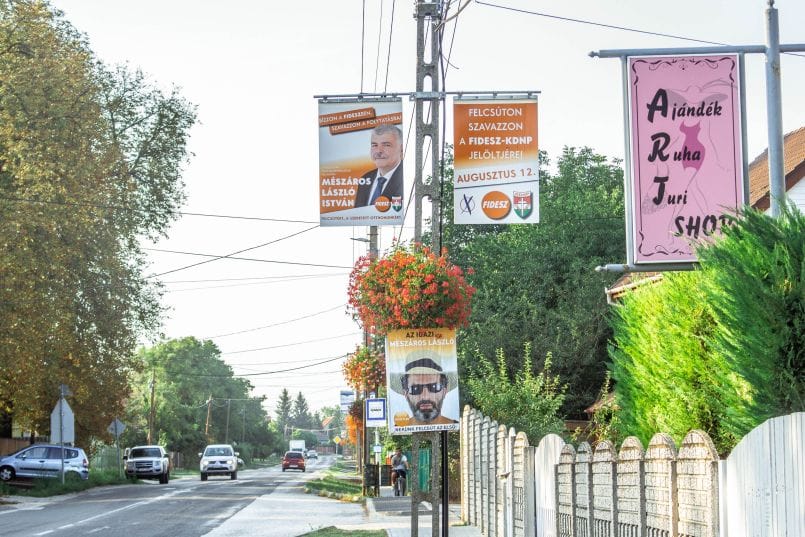 Ma választ a nemzet főfaluja, borítékolhatóan Mészáros nyer