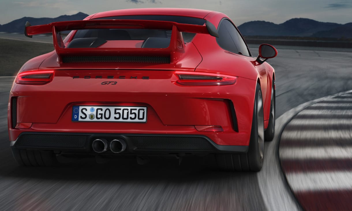 Kezdhet spórolni - nyártól kapható itthon az új Porsche 911 GT3