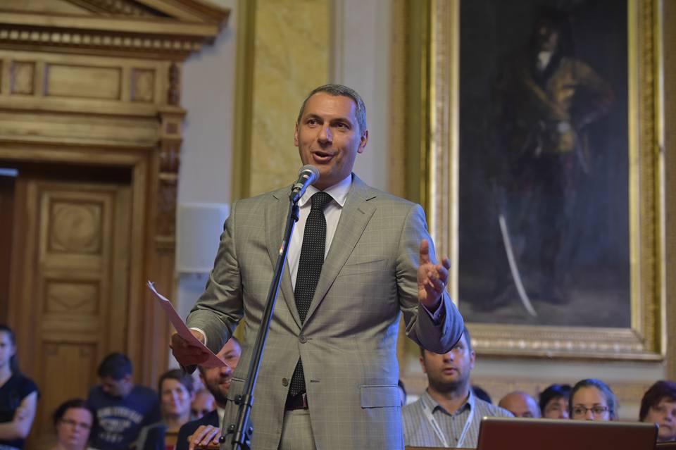 A kormánypárti Figyelő szerint Lázár Szeged polgármestere lenne