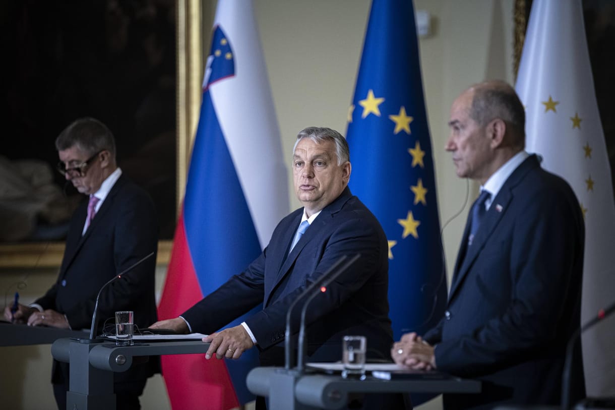 Orbán szerint „jogállamisági dzsihádot csinál” az Európai Parlament