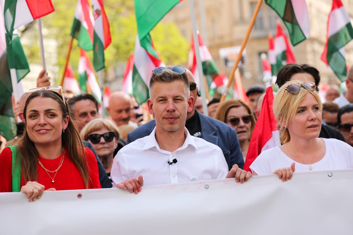 Ellenzéki pártok a Magyar Péter-jelenségről: van, aki örül neki, a legtöbben azonban nem tudnak ezzel mit kezdeni