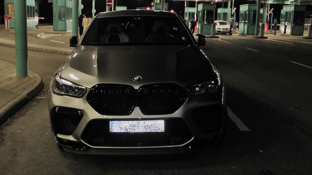 30 milliós BMW X6 M volt a hétvége legnagyobb fogása a határon