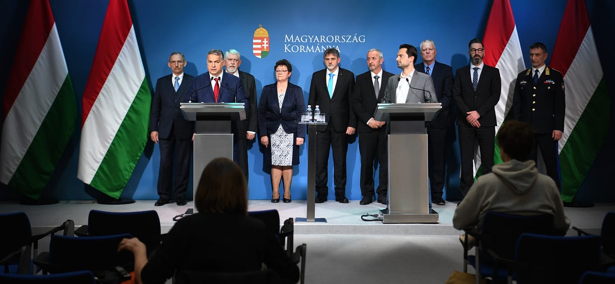 Így lett Magyarország államformája operatív törzsközösség