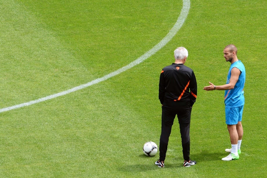 Sneijder megdöbbent a holland kapitány távozásán