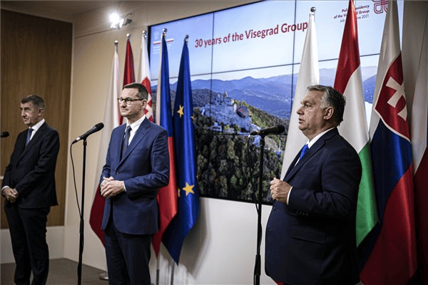 Orbán Brüsszelben: A Bizottság migrációs javaslata nem elég jó