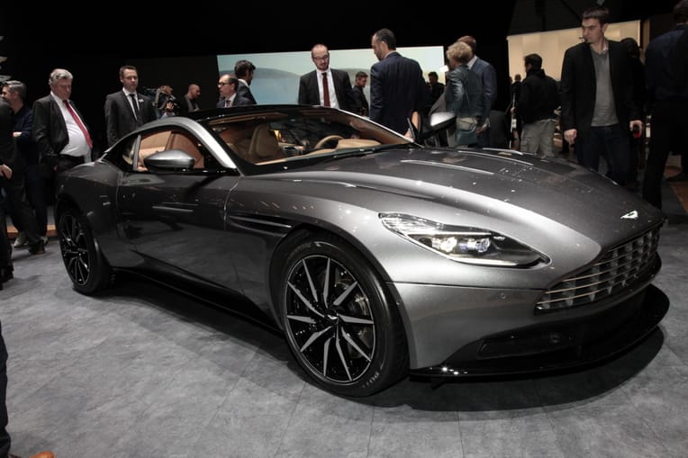 James Bond sírva könyörög majd ezért az autóért