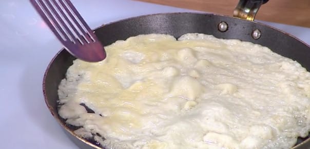 A Mokkában ma reggel anyatejes palacsintát sütöttek