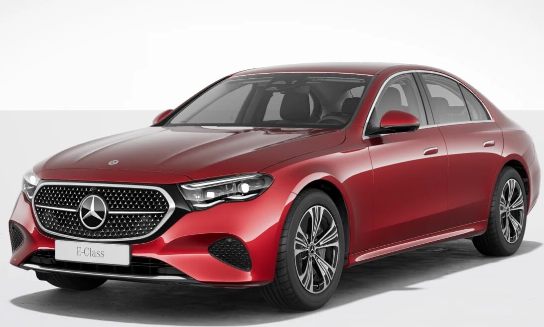 Már 6 hengeres motorokkal is kapható az új Mercedes E-osztály