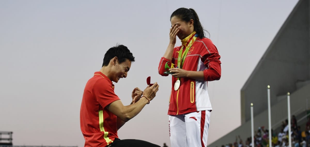 Eredményhirdetés közben kérték meg az egyik olimpikon kezét