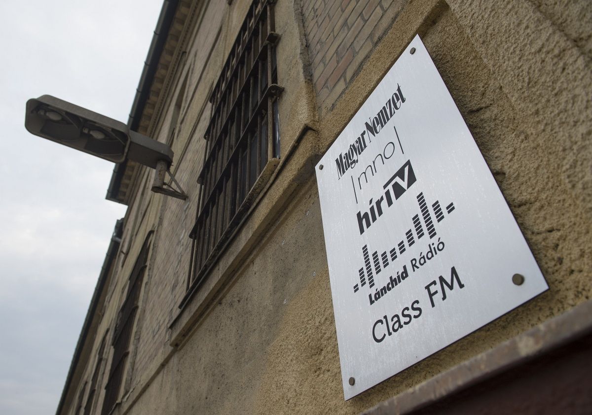 Simicska olyan emberre bízta a Nemzetet, aki a Jobbikról épp azt mondja, mint ő