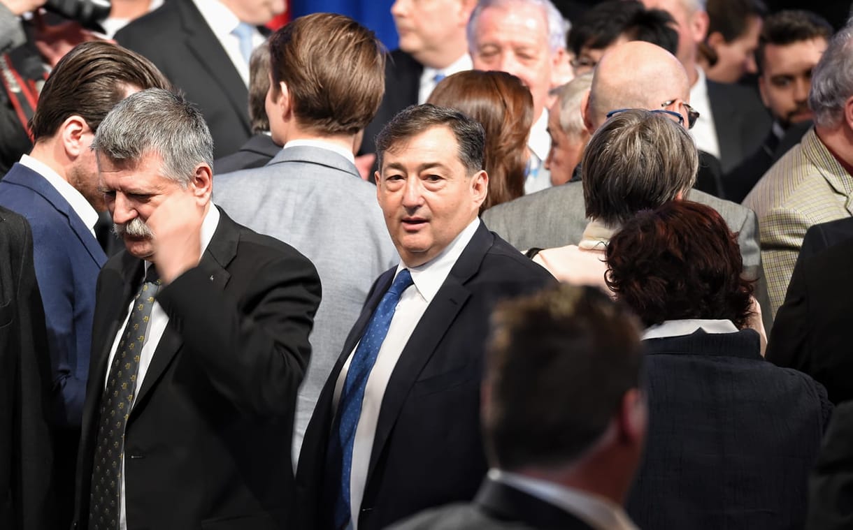 Orbán felavatta Mészáros új gyárát, és elmondta, mi hiányzik a gazdaságfejlesztéshez