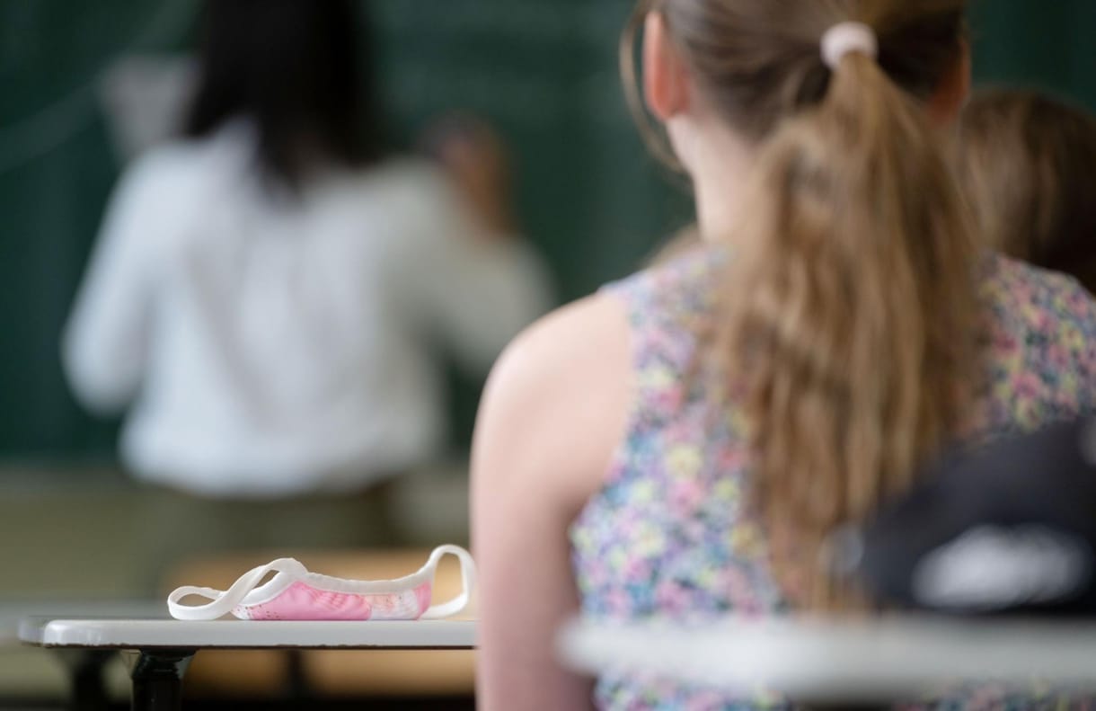 Ki lehet kérni a gyereket az iskolából, ha krónikus beteg van a családban