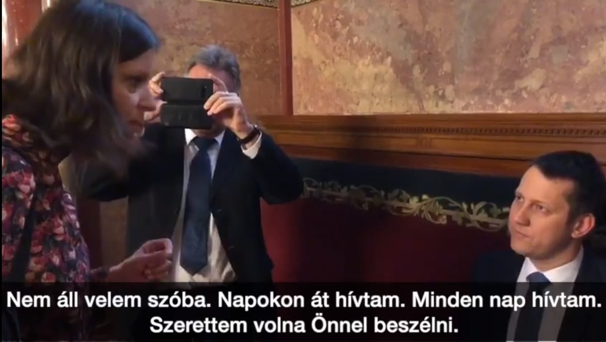 Szél Bernadett megpróbálta kideríteni, mi lesz a fóti gyermekotthonnal, de lepattintották