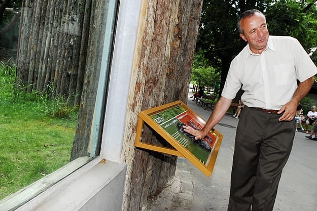 Persányi Miklós maradt az állatkert vezetője