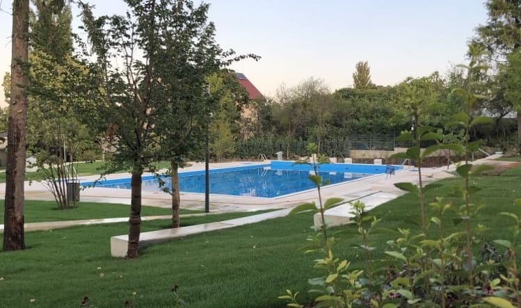 Új strand nyílt Budapesten, az egykori hegyvidéki sporttelepen