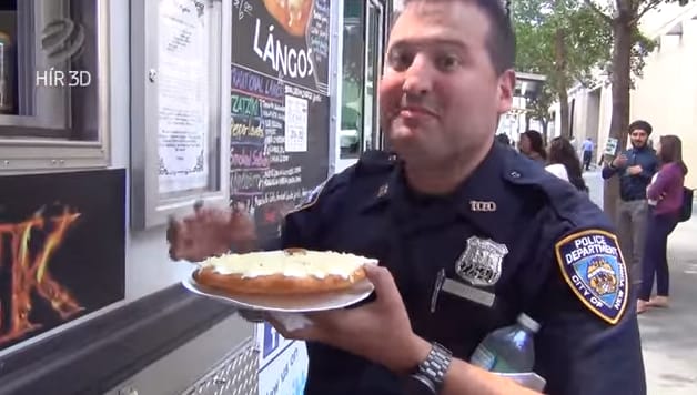 Videó: Magyar finomságért tódulnak az emberek New Yorkban