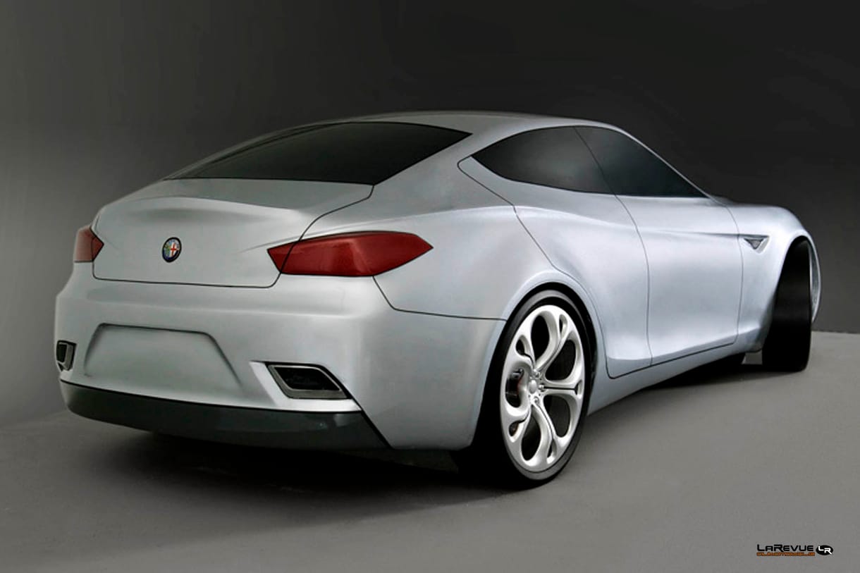 Tovább kell várni az új Alfa Romeo Giuliára