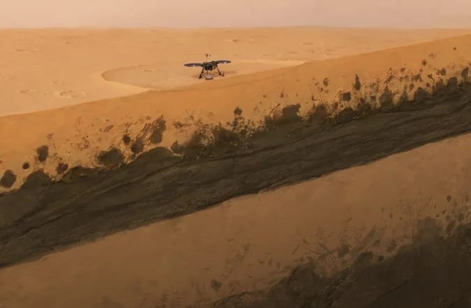 Egy egész óceánnyi folyékony vizet rejthet a Mars belseje