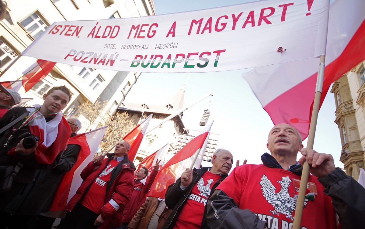 Végre: becsületes, okos és mulatós a magyar nép egy nemzetközi felmérés szerint