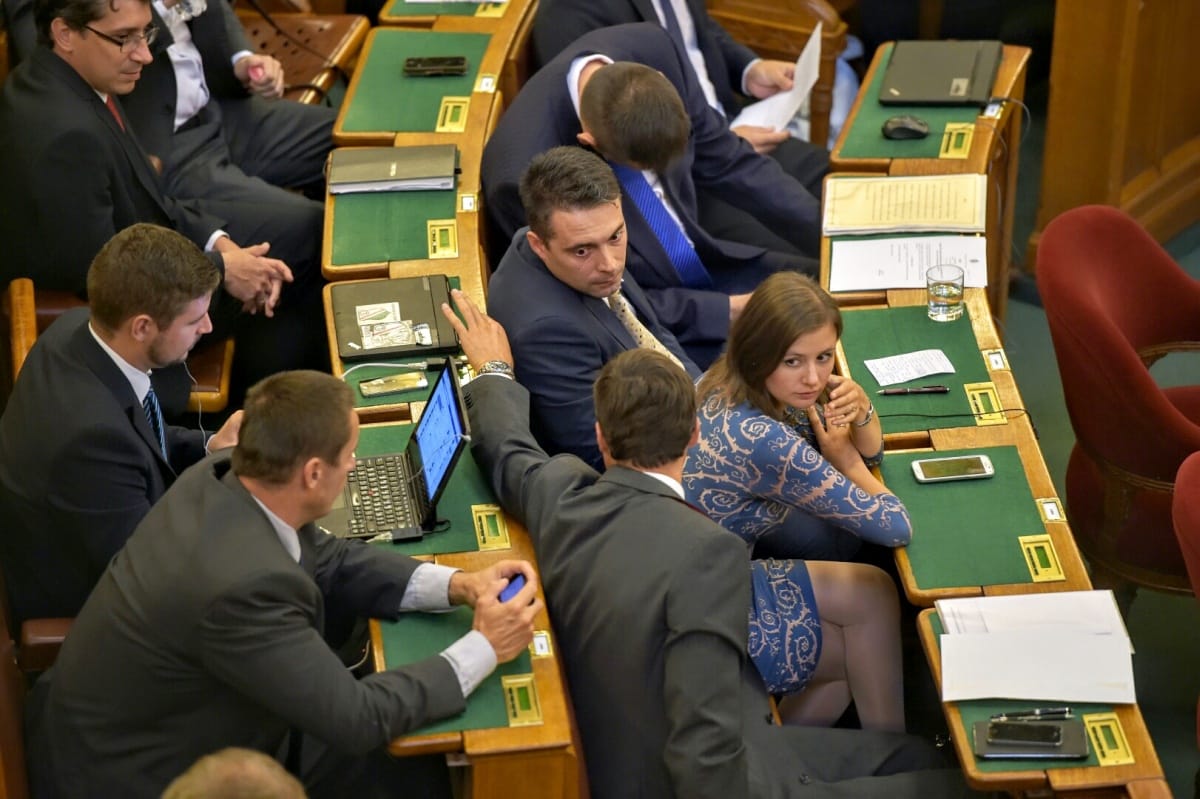 A Jobbik az MSZP nélkül, de a kisebb baloldali pártokkal együtt vizsgálódna