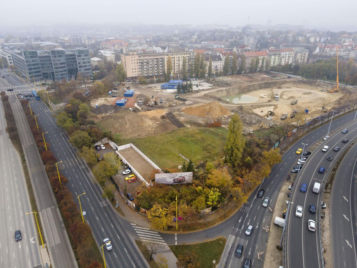 Saját kormánya ejtette csapdába Pokorni Zoltánt és Gulyás Gergelyt