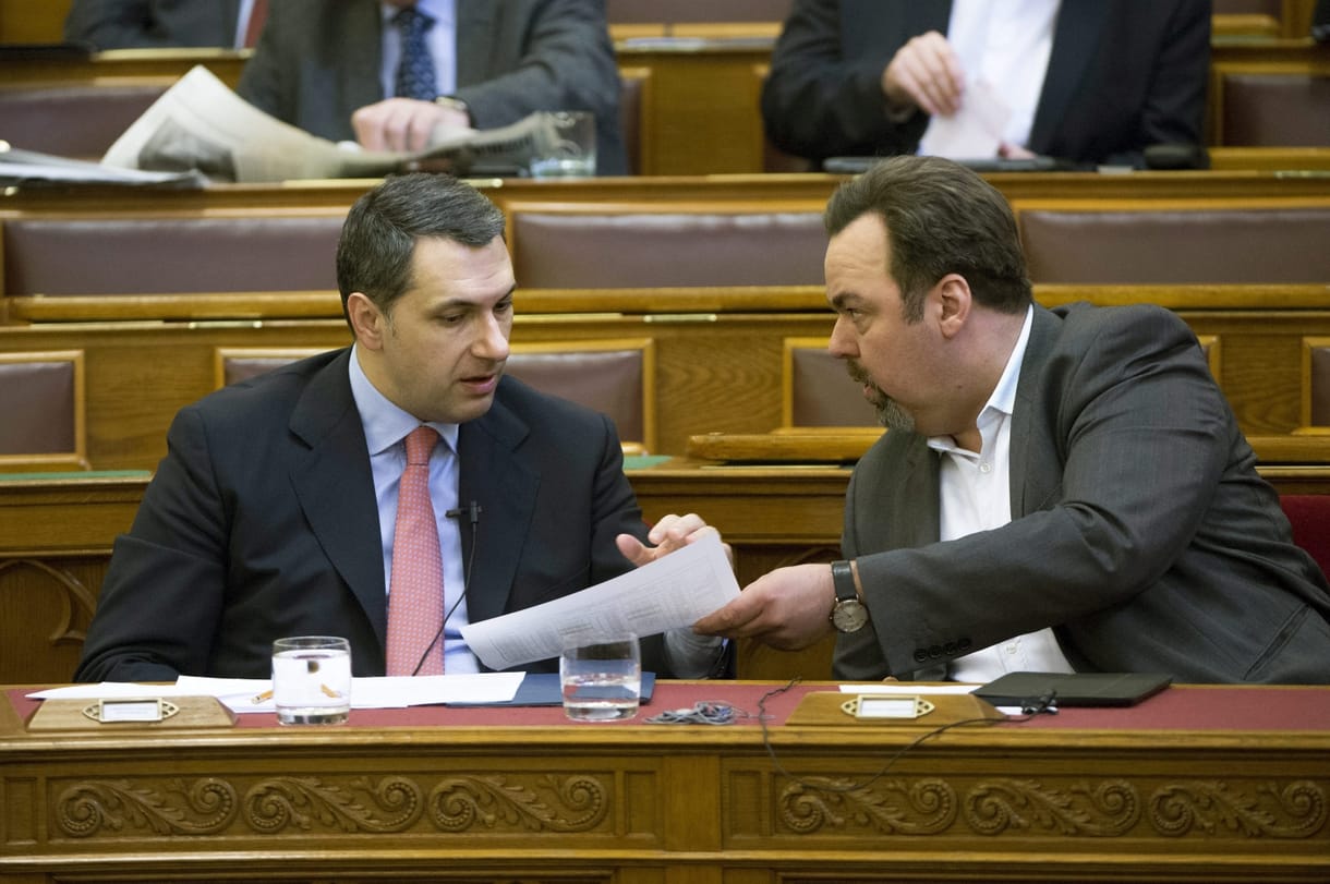 L. Simon csak bűnbak vagy tényleg hibázott?