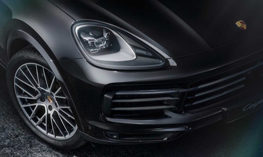 Stílusos és extrákkal teletömött új Cayenne-t mutatott be a Porsche