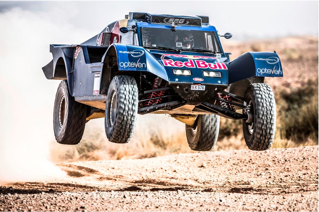 Új autóval támad a Dakar-ralin Carlos Sainz