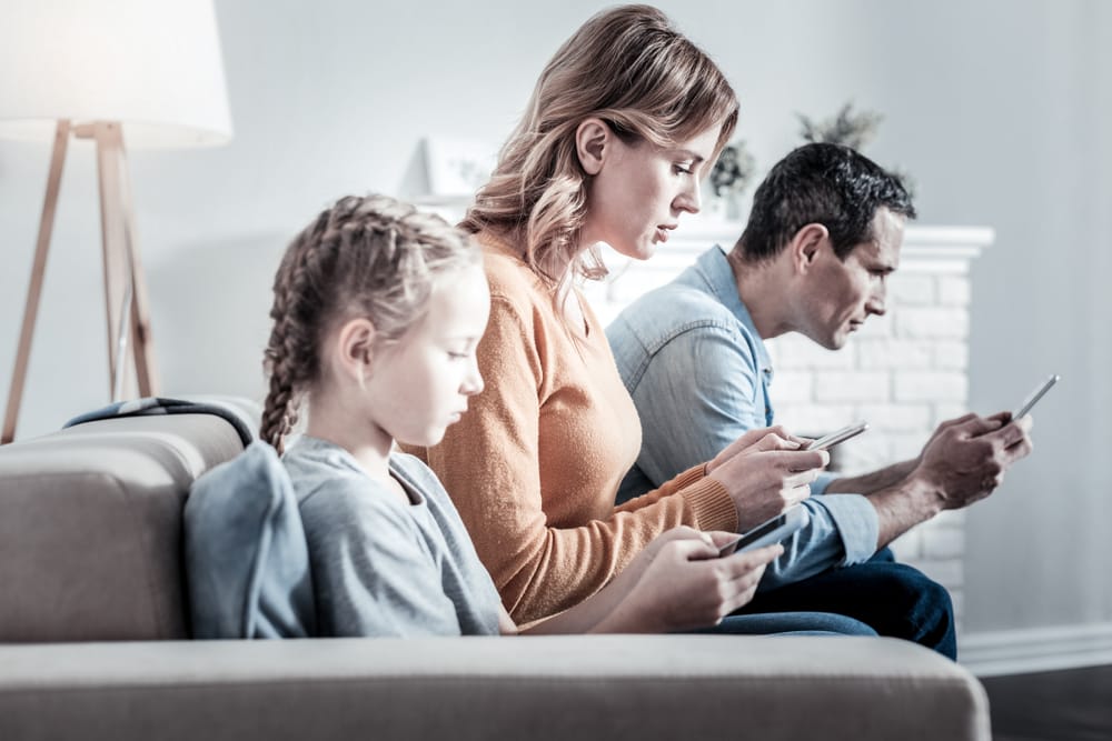 Nem is a mobilunktól függünk, hanem valami egészen mástól