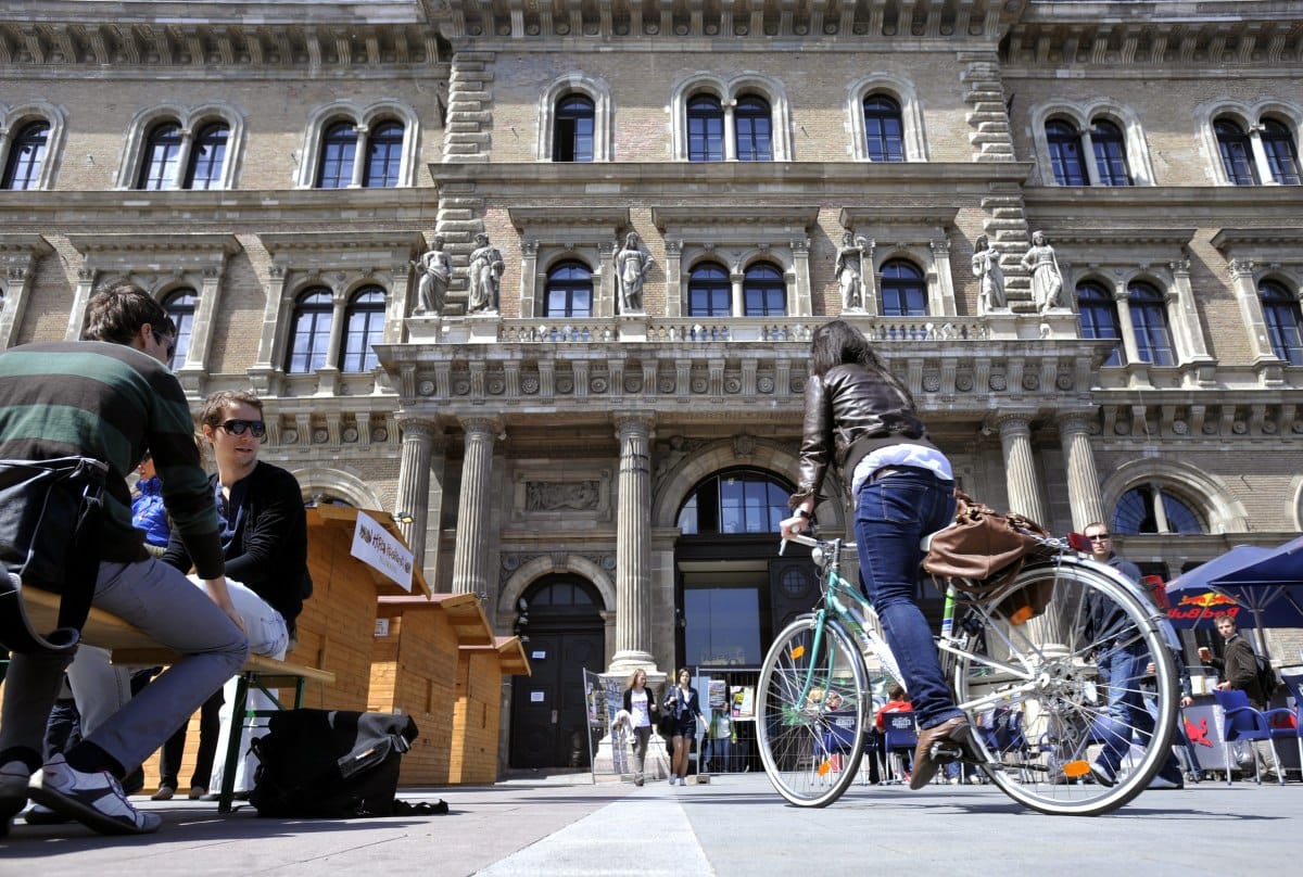 Figyelő: Orbánék egybegyúrnák a nagy budapesti egyetemeket