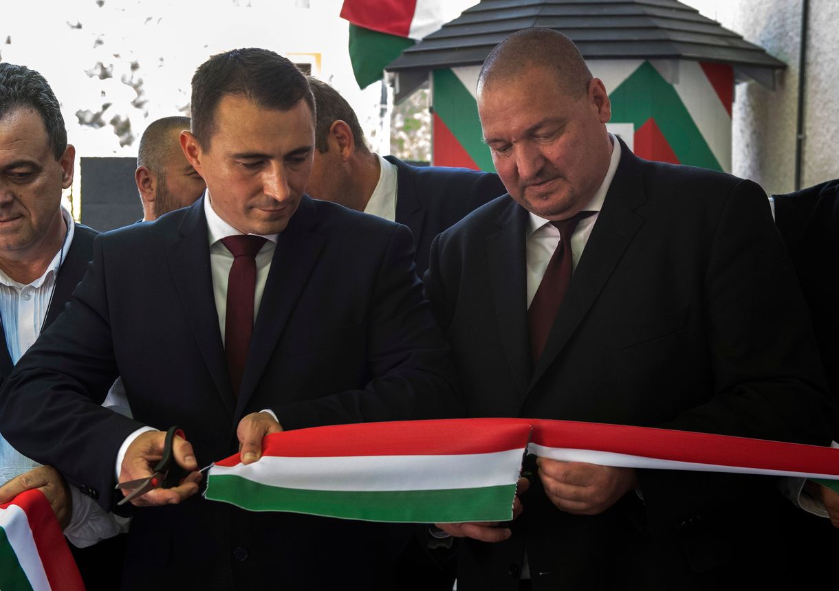 Petíciókkal próbálnak kiállni a csepeliek a leváltott iskolaigazgatókért, a BM hallgat