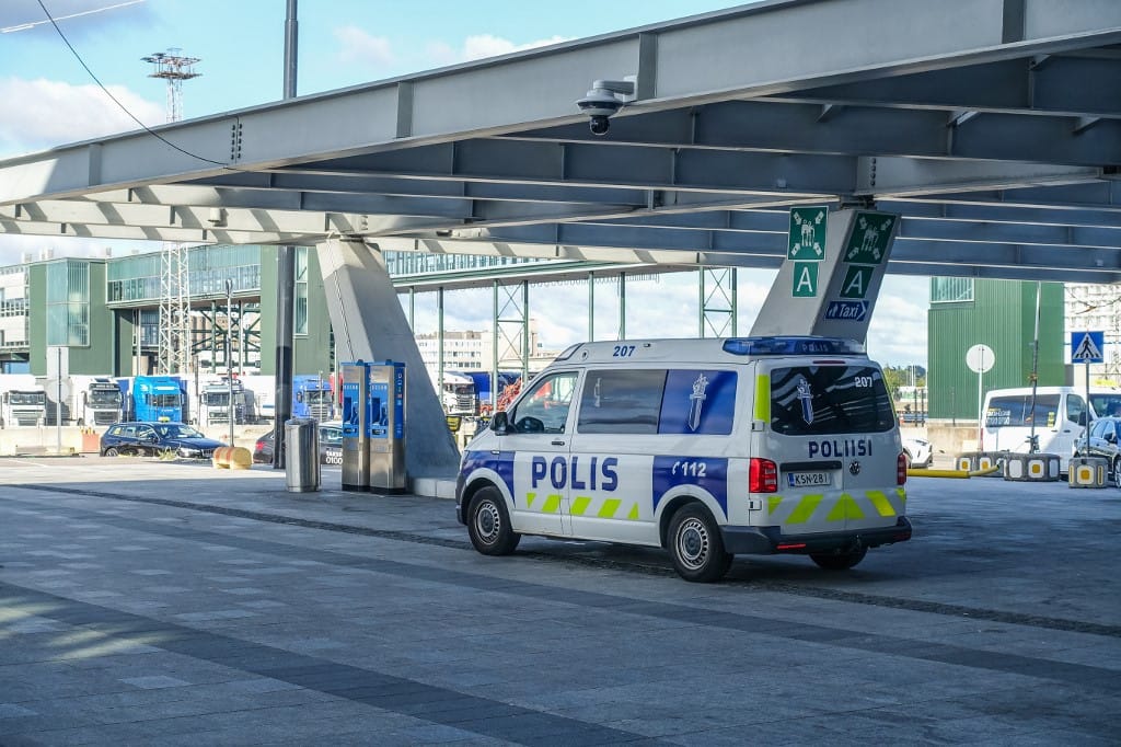 Egy 12 éves diák lövöldözni kezdett egy finn iskolában, három társát is megsebesítette