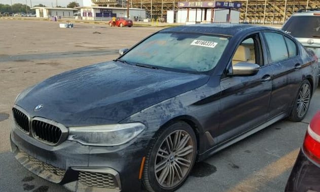 Hogyan kerülhet egy 0 kilométeres vadonatúj BMW M550i fillérekbe?