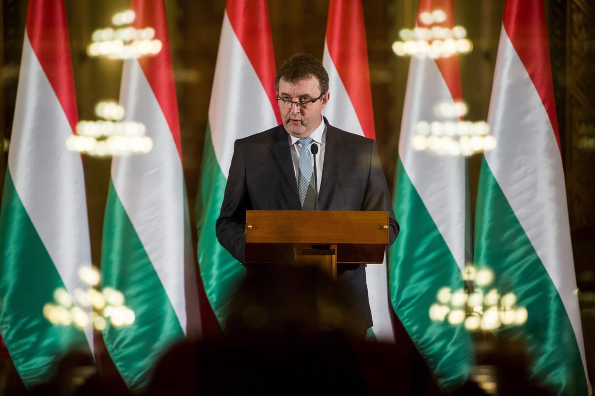 Orbán pitbulldózere – Az ember, aki arcát adta a CEU kinyírásához