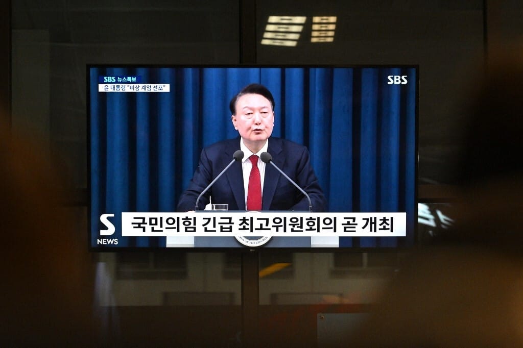Lemondásra szólították fel a dél-koreai elnököt