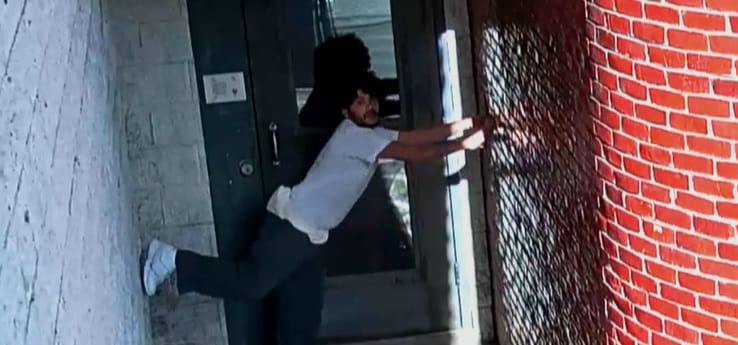 Videón örökítették meg, ahogyan Pókember módjára megszökik egy rab egy amerikai börtönből