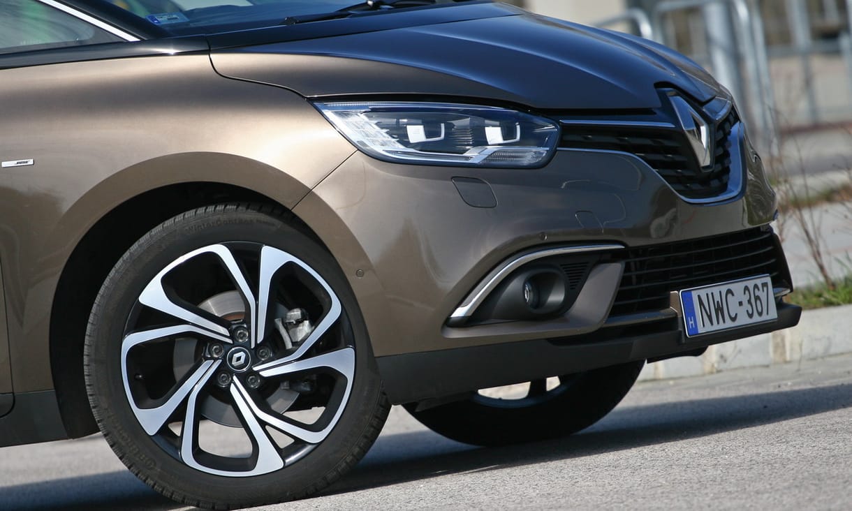 A szépség oltárán: teszten az új Renault Grand Scenic