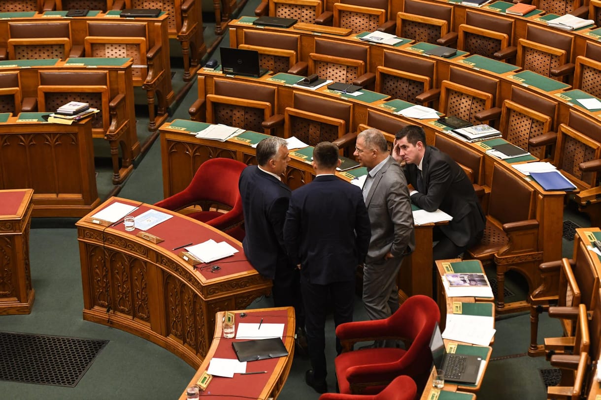 Koronavírus + pártpolitika a hétvégén is