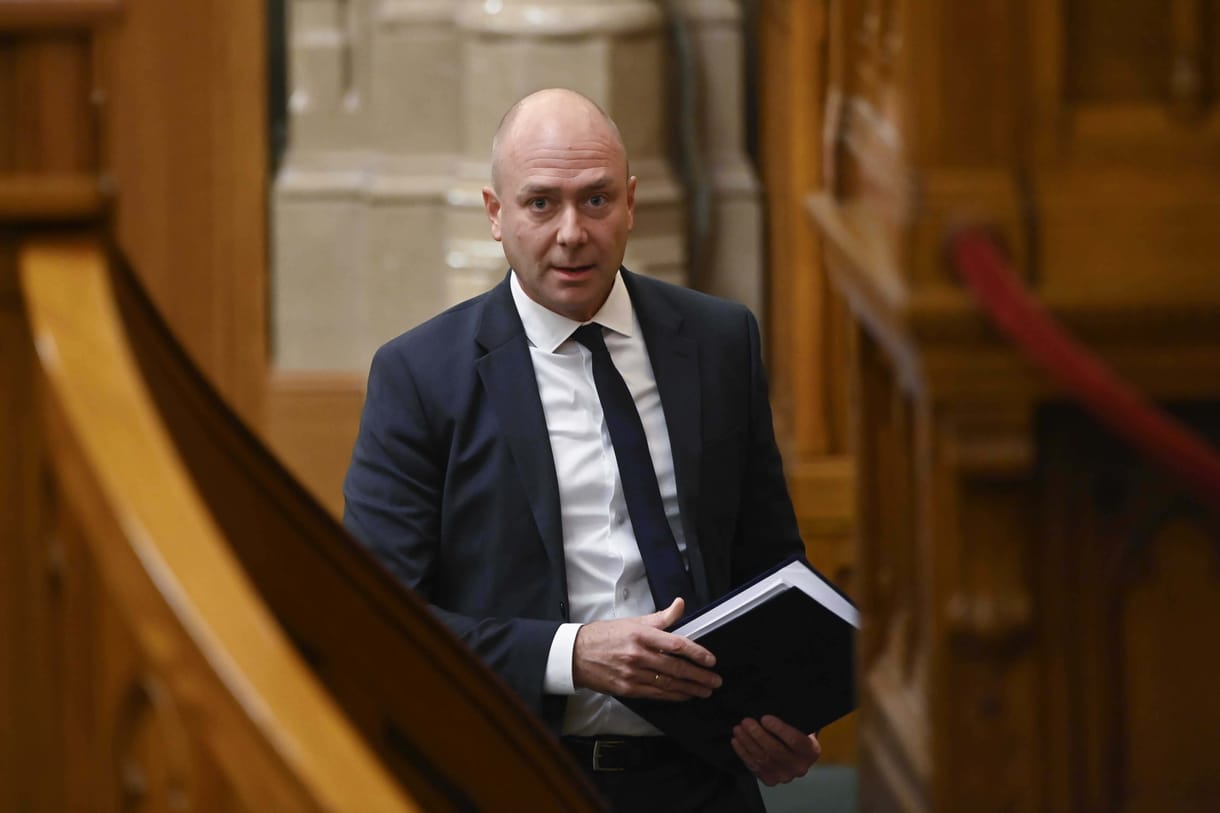 A sokat bírált ombudsmant, Kozma Ákost jelöli a Fidesz alkotmánybírónak