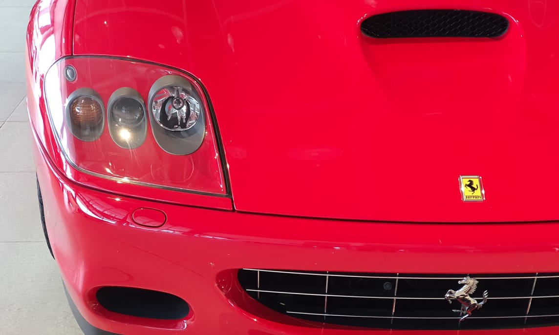 Ritka és alig használt nagykorú Ferrarit találtunk az Alföldön